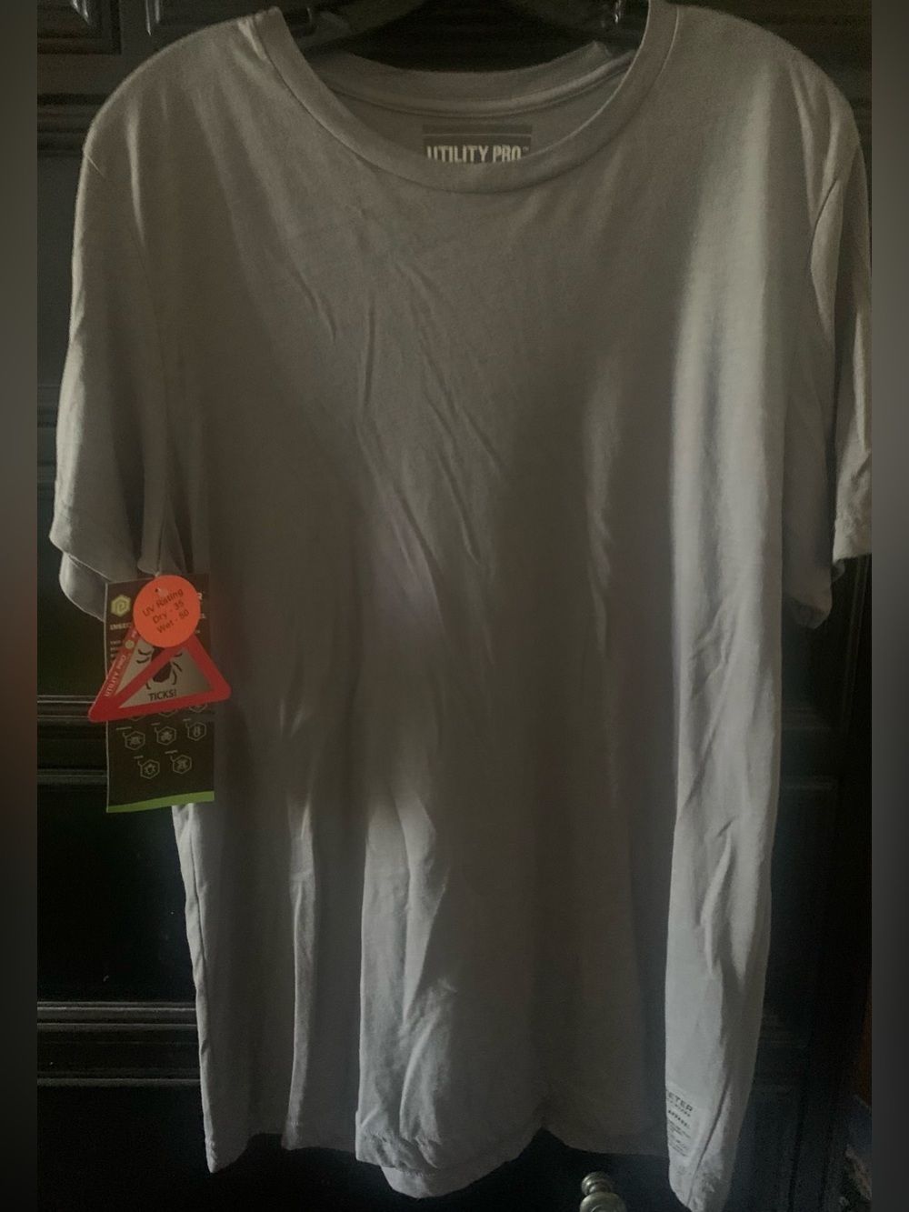 Men’s Short-Sleeve  Insect Repellent Crew Tee in Gray